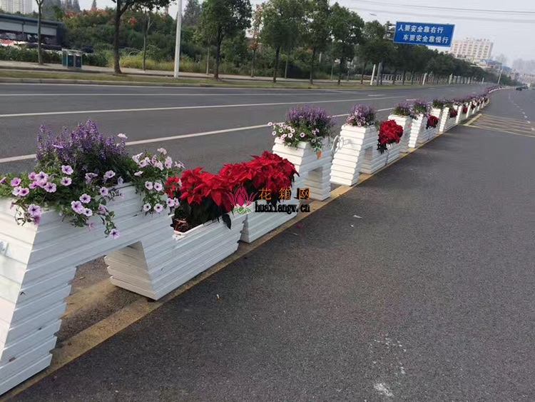 PVC花箱、pvc長條花箱、pvc道路花箱圖片